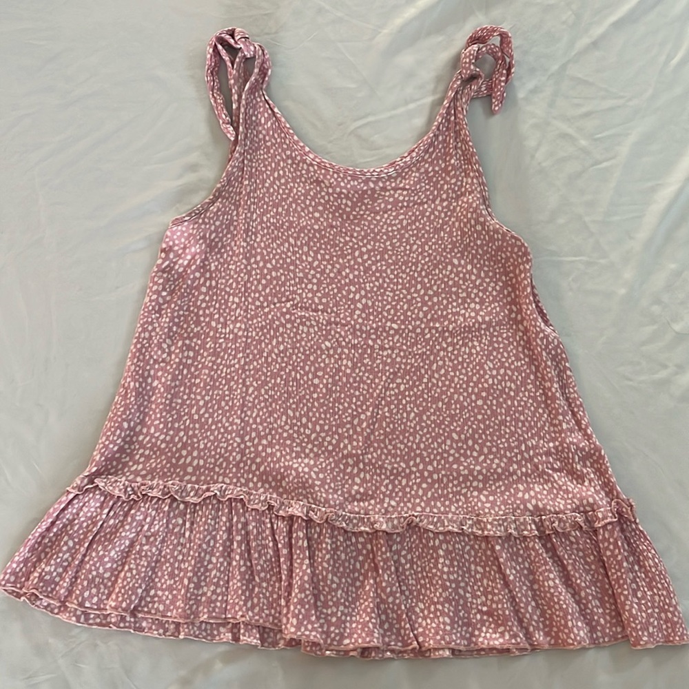 Vine & Love Tie Top